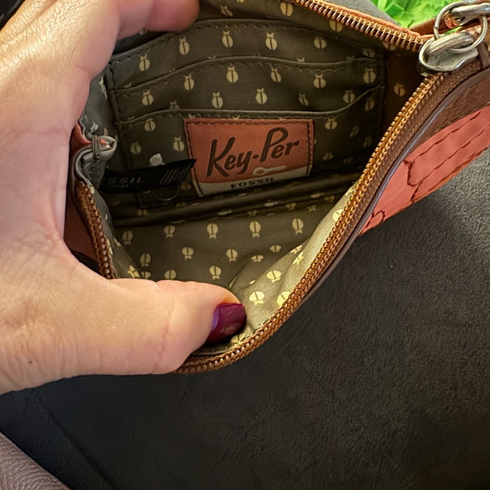 Fossil Wristlet - Picture 4 of 4